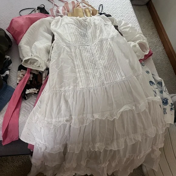 NWOT Bebe White Eyelet Ruffle Maxi Dress Spaghetti Straps with back tie - Picture 2 of 4